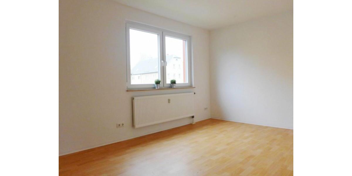Etagenwohnung Limbach-Oberfrohna Oberfrohna - 2 Zimmer, 46 m&sup2;, 270&euro; | Angebot:25569447