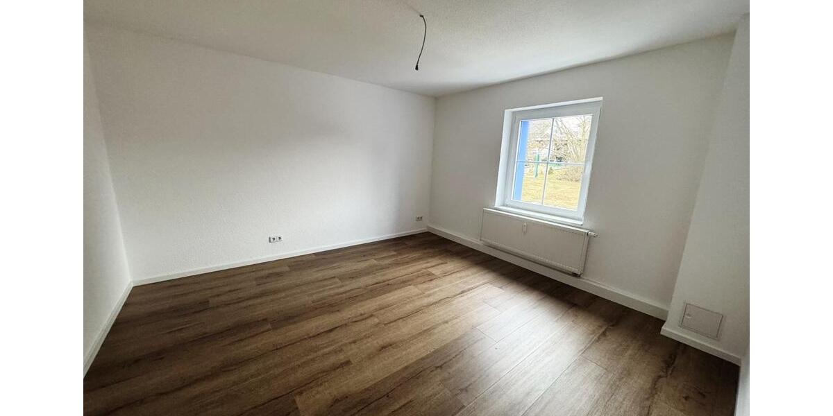 Etagenwohnung Gersdorf - 2 Zimmer, 51 m&sup2;, 306&euro; | Angebot:25054399