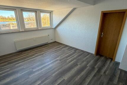 Wohnung Werdau - 3 Zimmer, 67 m&sup2;, 334&euro; | Angebot:26131598