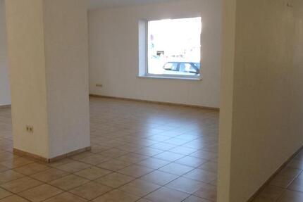 Wohnung Ellefeld - 2 Zimmer, 110 m&sup2;, 440&euro; | Angebot:25217574