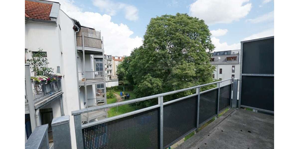 Etagenwohnung Zwickau Innenstadt - 1 Zimmer, 44 m&sup2;, 269&euro; | Angebot:25197828