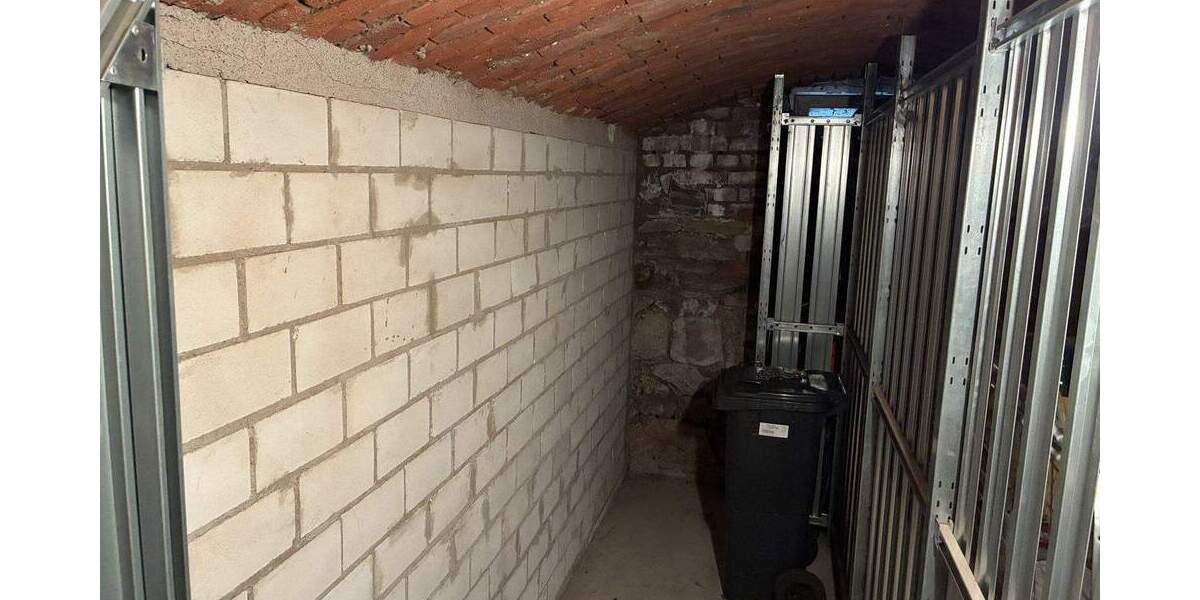 Etagenwohnung Zwickau Pölbitz - 2 Zimmer, 54 m&sup2;, 345&euro; | Angebot:25747146