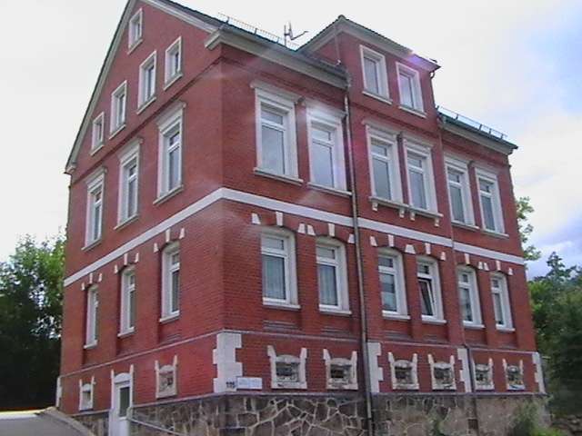 Etagenwohnung Reinsdorf - 2 Zimmer, 48 m&sup2;, 275&euro; | Angebot:26780437