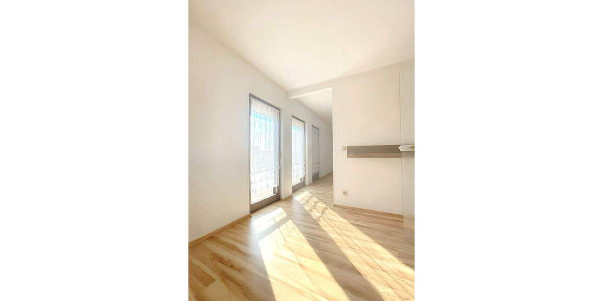 Einfamilienhaus Meerane - 5 Zimmer, 114 m&sup2;, 299.000&euro; | Angebot:25666436