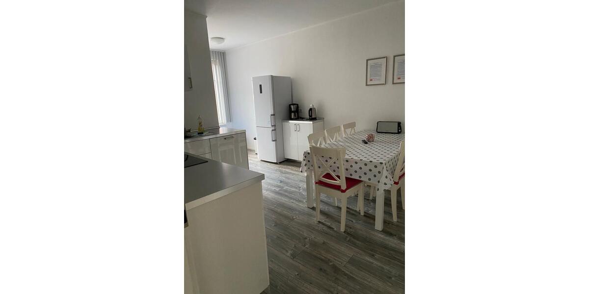 Dachgeschoßwohnung Zwickau - 2.5 Zimmer, 726&euro; | Angebot:22485660