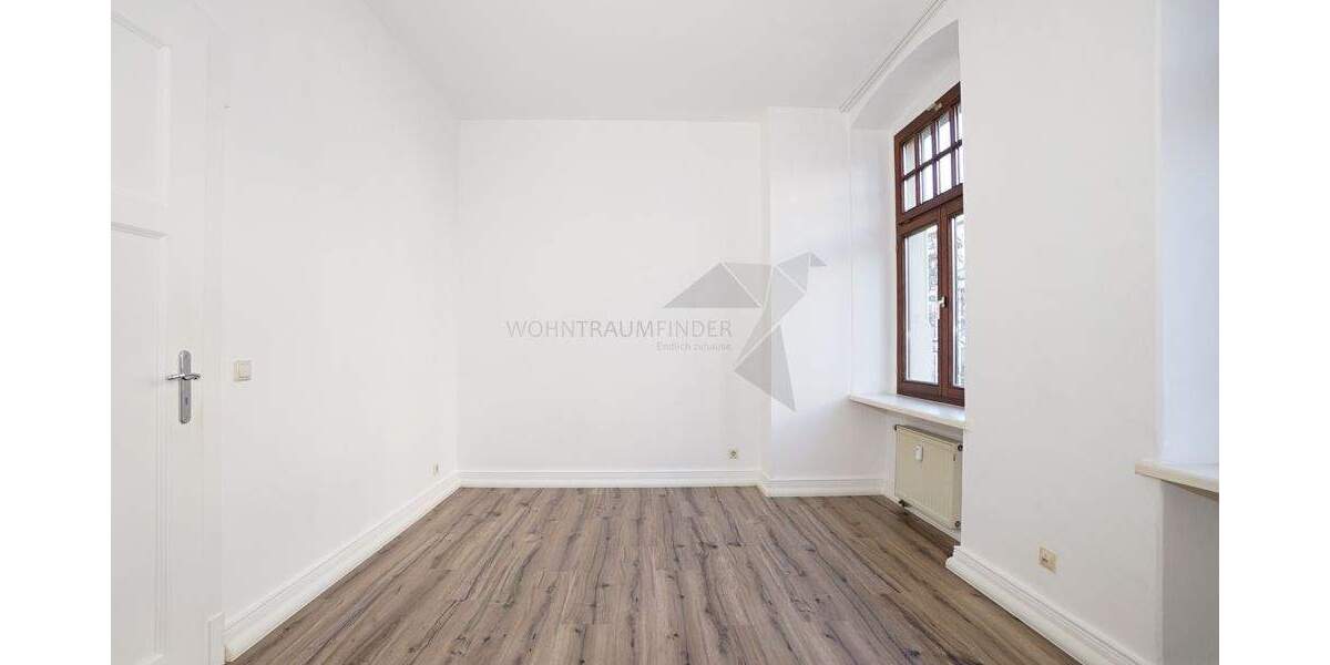 Etagenwohnung Zwickau Innenstadt - 4 Zimmer, 100 m&sup2;, 669&euro; | Angebot:25681409