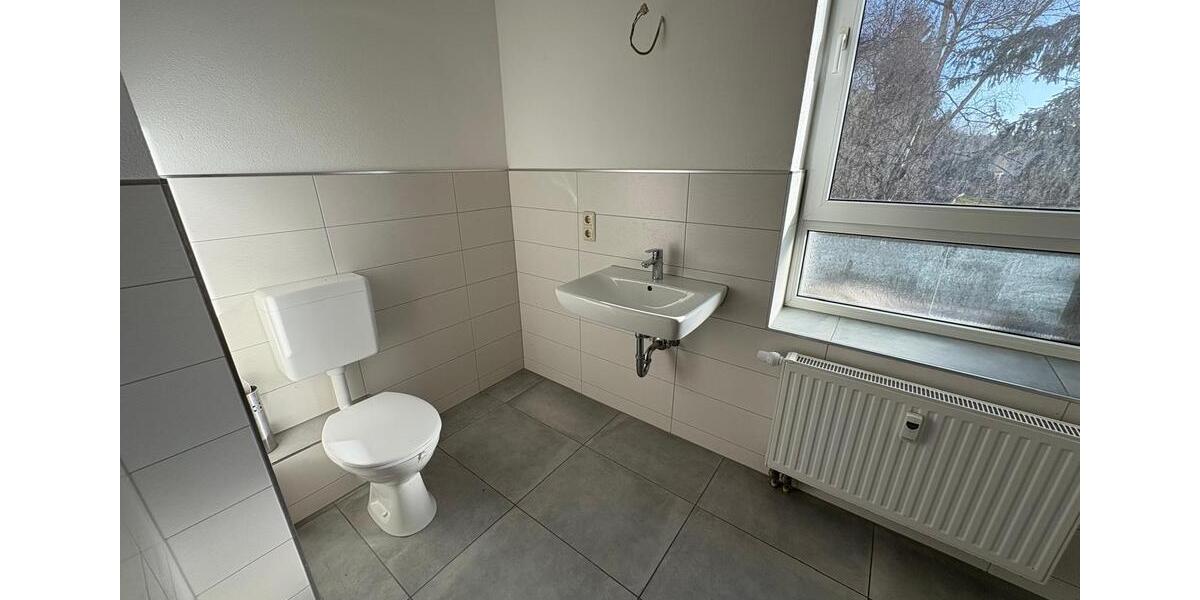 Etagenwohnung Reichenbach im Vogtland - 2 Zimmer, 51 m&sup2;, 385&euro; | Angebot:25100558