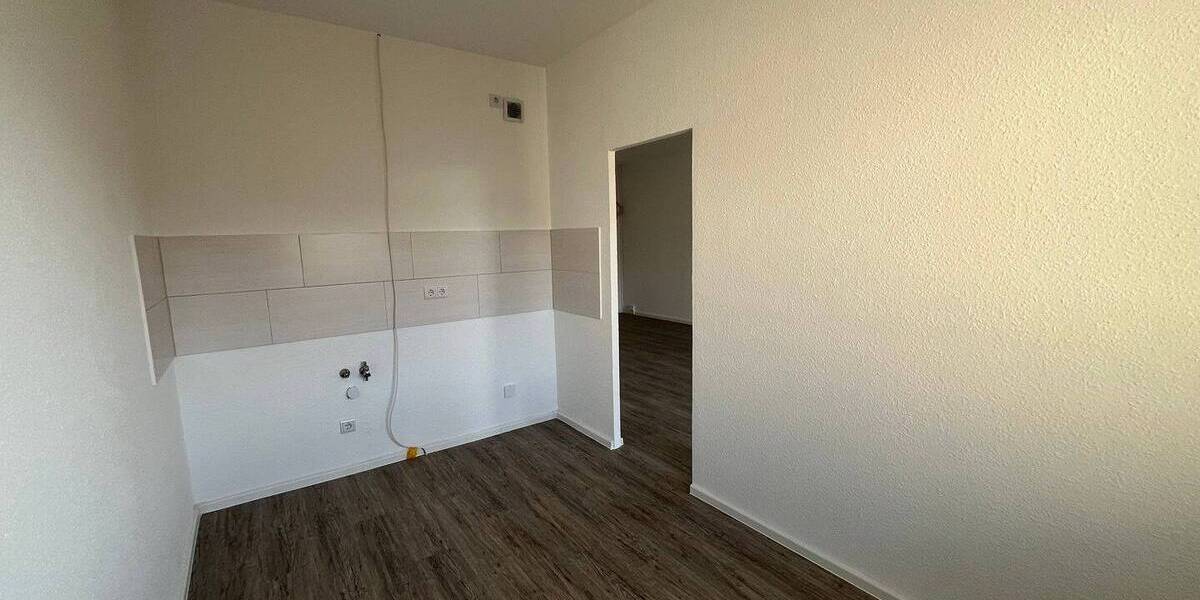Etagenwohnung Zwickau Pölbitz - 3 Zimmer, 70 m&sup2;, 319&euro; | Angebot:26066267