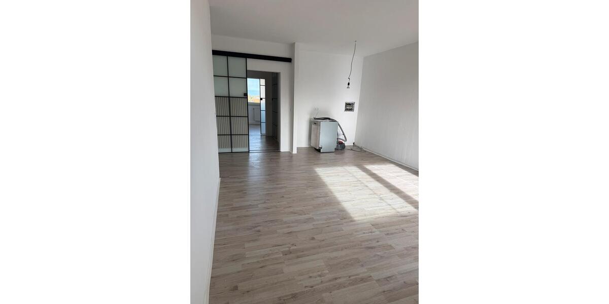Etagenwohnung Zwönitz - 2.5 Zimmer, 56 m&sup2;, 392&euro; | Angebot:25779302