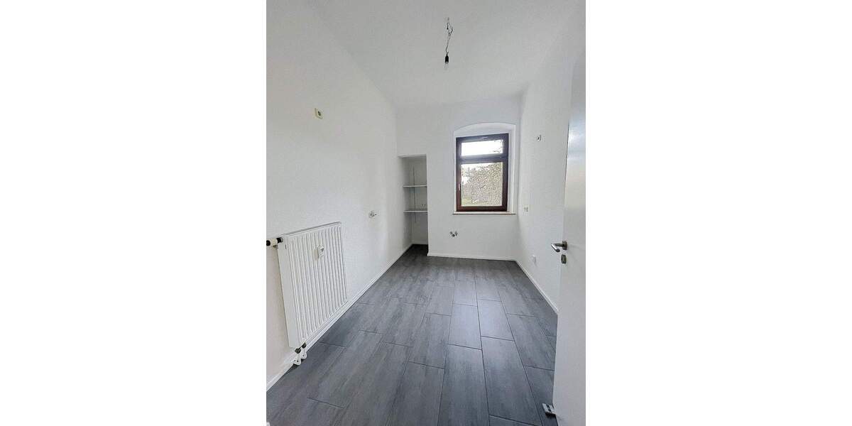 Etagenwohnung Meerane - 1 Zimmer, 47 m&sup2;, 325&euro; | Angebot:25666433
