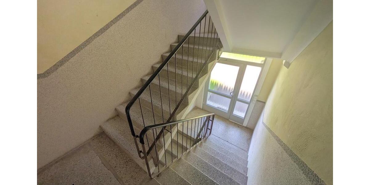 Etagenwohnung Limbach-Oberfrohna Oberfrohna - 2 Zimmer, 39 m&sup2;, 211&euro; | Angebot:25945701