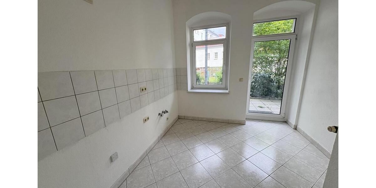 Erdgeschoßwohnung Zwickau - 3 Zimmer, 65 m&sup2;, 400&euro; | Angebot:26453305