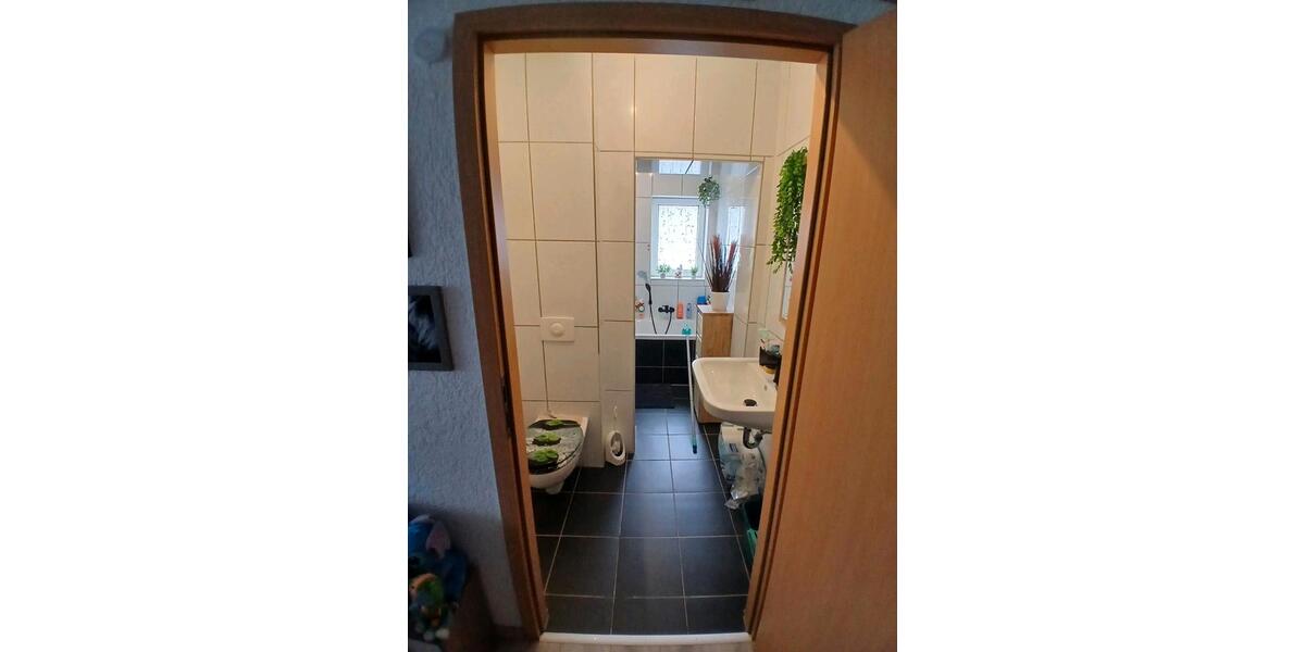 Erdgeschoßwohnung Oelsnitz (Erzgebirge) - 5 Zimmer, 110 m&sup2;, 900&euro; | Angebot:25943904