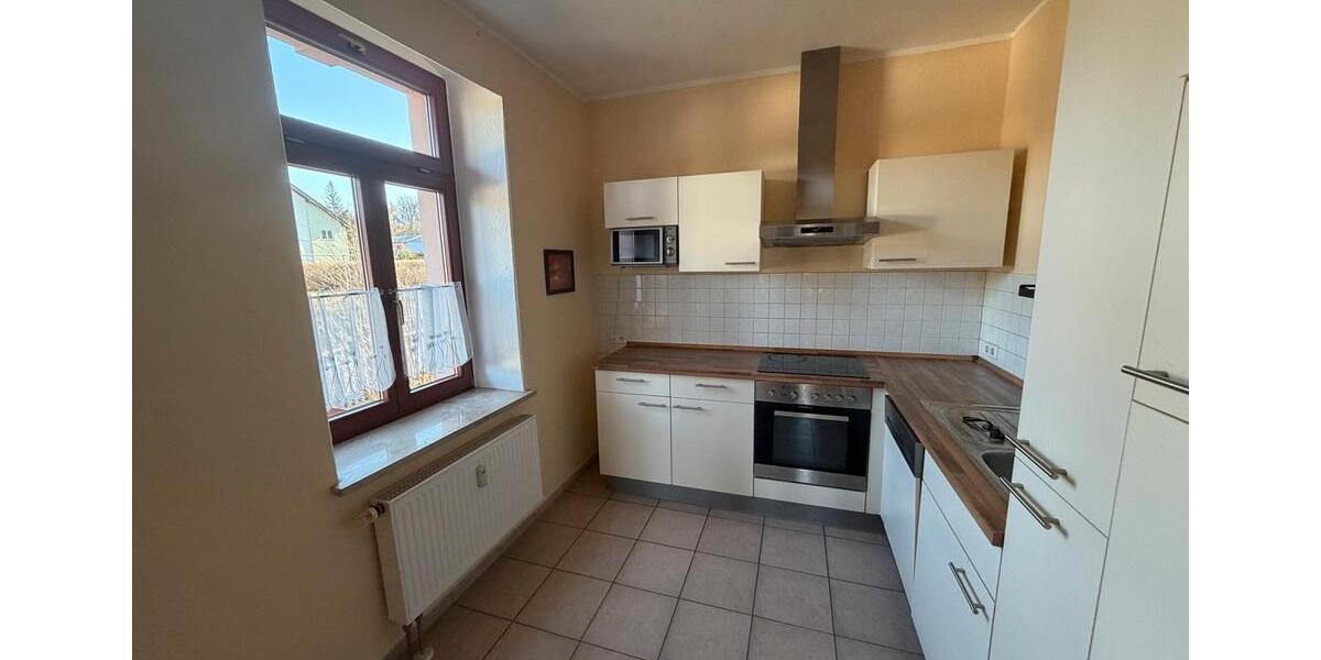 Erdgeschoßwohnung Mülsen - 2 Zimmer, 50 m&sup2;, 470&euro; | Angebot:25762269