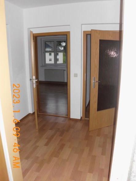 Etagenwohnung Hohenstein-Ernstthal Ernstthal - 2 Zimmer, 60 m&sup2;, 290&euro; | Angebot:9774636