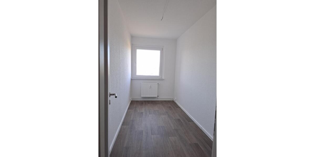 Etagenwohnung Glauchau - 3 Zimmer, 55 m&sup2;, 350&euro; | Angebot:25591471
