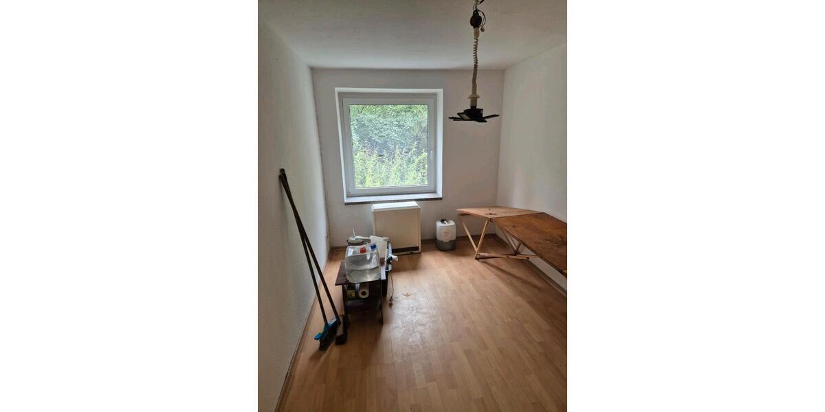 Einfamilienhaus Limbach-Oberfrohna Oberfrohna - 5 Zimmer, 150 m&sup2;, 128.500&euro; | Angebot:24842852