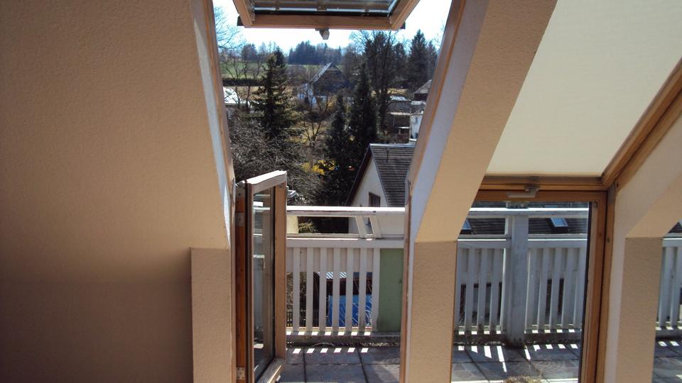 Dachgeschoßwohnung Rodewisch - 2 Zimmer, 65 m&sup2;, 470&euro; | Angebot:25023379