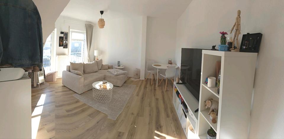 Dachgeschoßwohnung Limbach-Oberfrohna Oberfrohna - 1 Zimmer, 38 m&sup2;, 247&euro; | Angebot:25304226