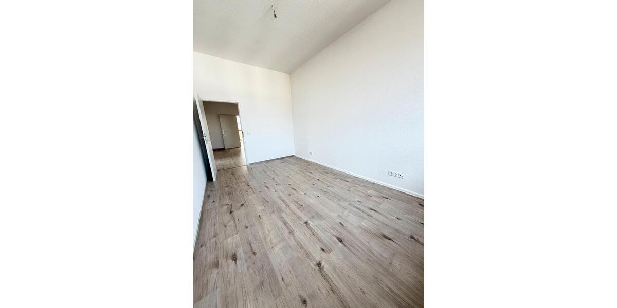 Etagenwohnung Thalheim/Erzgebirge Erzgebirge - 3 Zimmer, 120 m&sup2;, 804&euro; | Angebot:25714823
