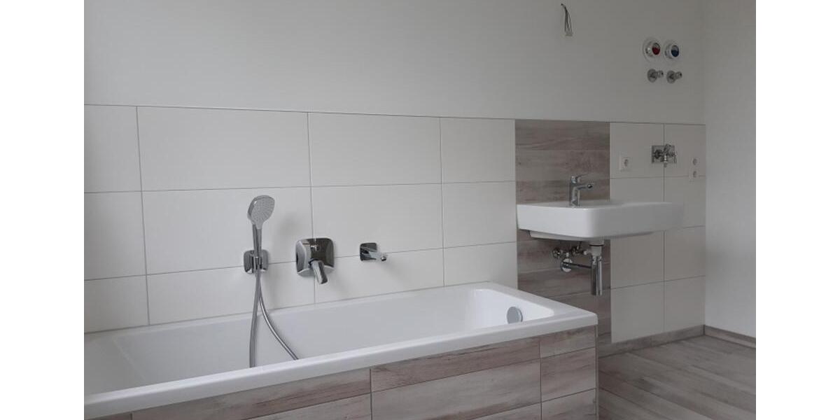 Etagenwohnung Zwickau Auerbach - 2 Zimmer, 64 m&sup2;, 480&euro; | Angebot:22154221