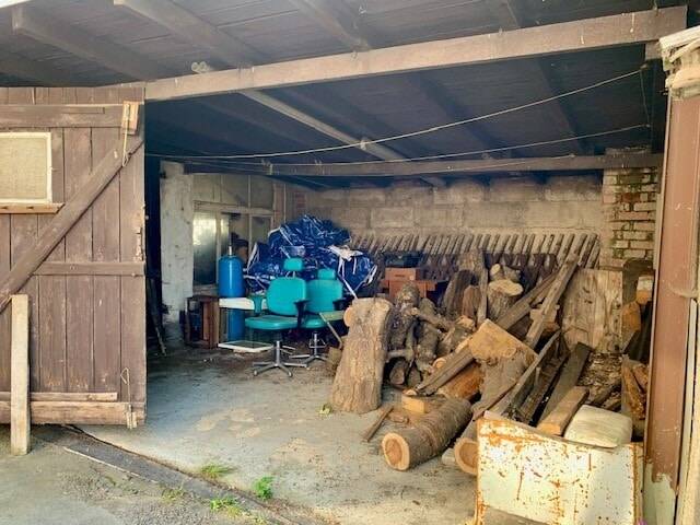 Mehrfamilienhaus, Wohnhaus Treuen Eich - 6 Zimmer, 237 m&sup2;, 65.000&euro; | Angebot:25741447