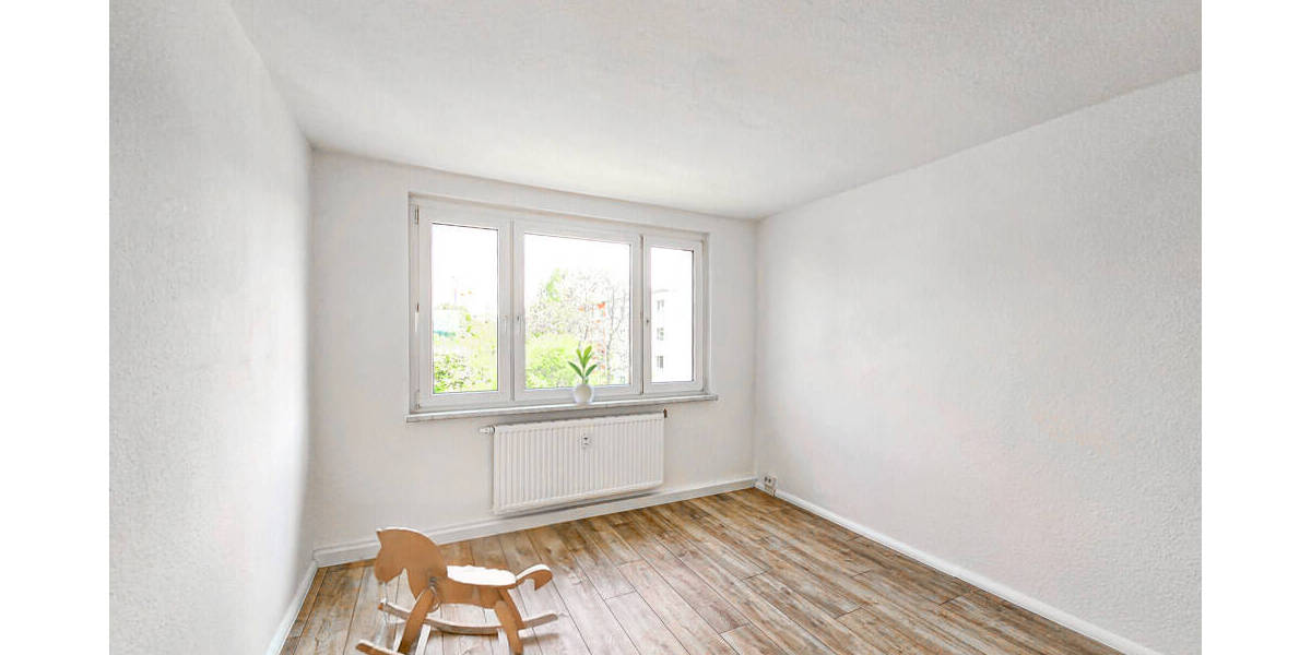 Etagenwohnung Zwickau Eckersbach - 4 Zimmer, 93 m&sup2;, 577&euro; | Angebot:25668578