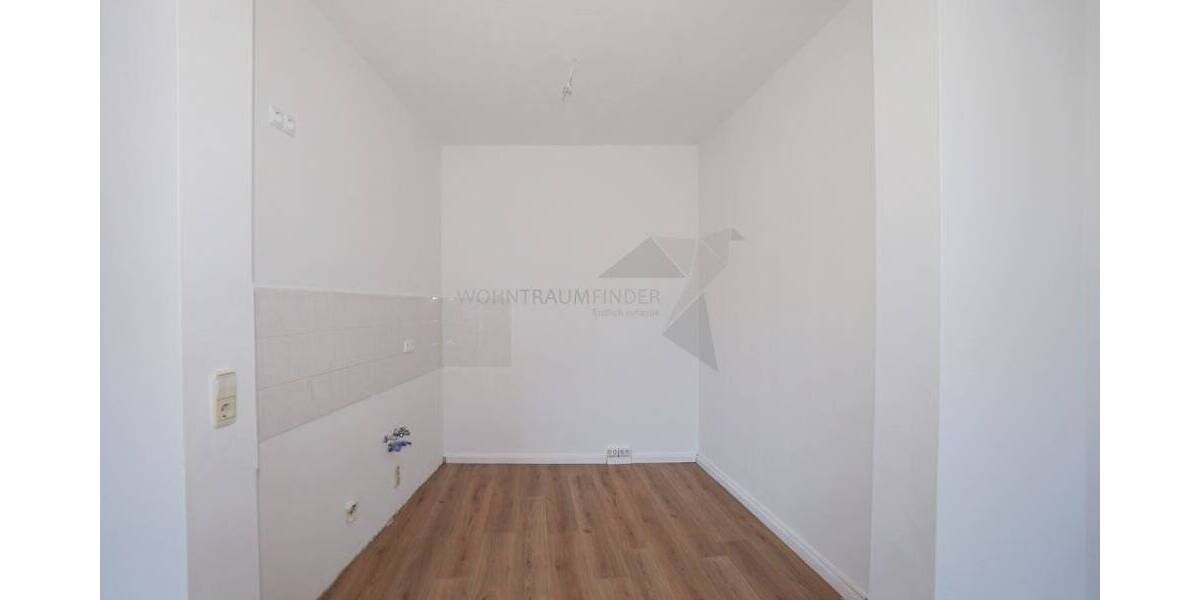 Etagenwohnung Zwickau Innenstadt - 3 Zimmer, 80 m&sup2;, 480&euro; | Angebot:25681406