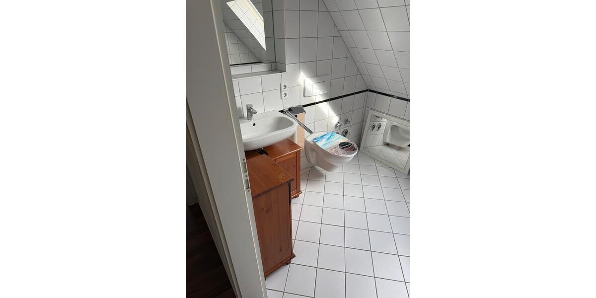 Dachgeschoßwohnung Zwickau Zwickau-Nord - 2 Zimmer, 45 m&sup2;, 390&euro; | Angebot:25283027