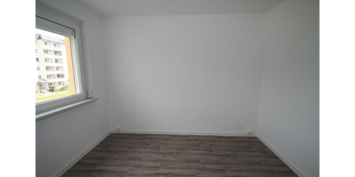 Etagenwohnung Oberlungwitz - 3 Zimmer, 56 m&sup2;, 351&euro; | Angebot:26677014