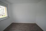 Etagenwohnung Oberlungwitz - 3 Zimmer, 56 m&sup2;, 351&euro; | Angebot:26677014
