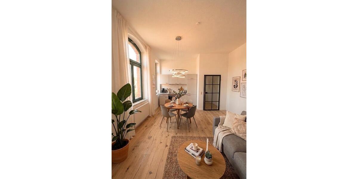 Etagenwohnung Glauchau - 2 Zimmer, 53 m&sup2;, 69.900&euro; | Angebot:26538154