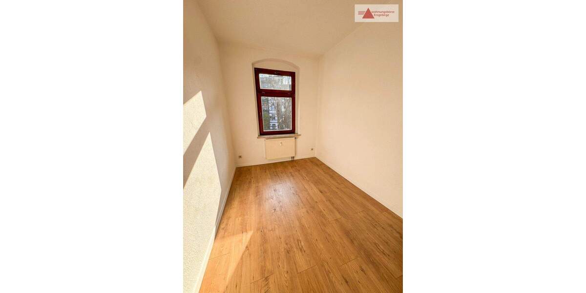 Etagenwohnung Aue Aue - 3 Zimmer, 66 m&sup2;, 380&euro; | Angebot:25914892