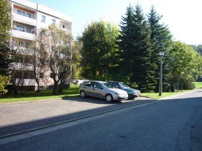 Etagenwohnung Reinsdorf - 3 Zimmer, 57 m&sup2;, 300&euro; | Angebot:25707489