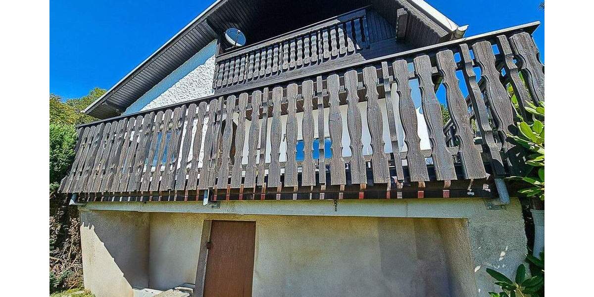 Mehrfamilienhaus, Wohnhaus Lauter-Bernsbach Bernsbach - 2 Zimmer, 50 m&sup2;, 70.000&euro; | Angebot:25744644