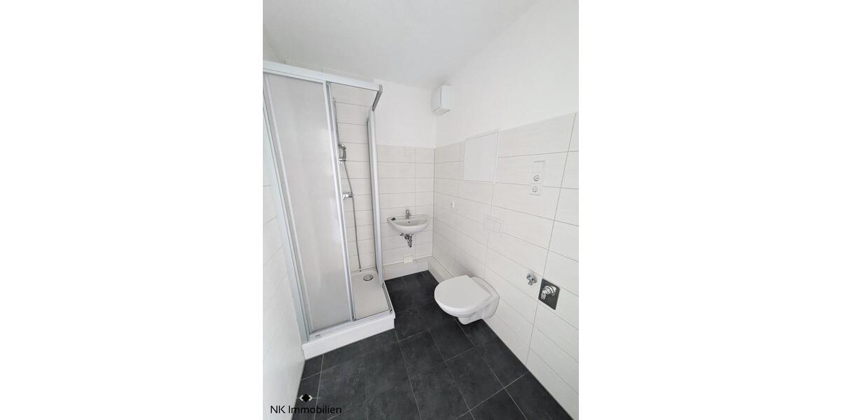 Etagenwohnung Limbach-Oberfrohna Oberfrohna - 3 Zimmer, 76 m&sup2;, 475&euro; | Angebot:26008236