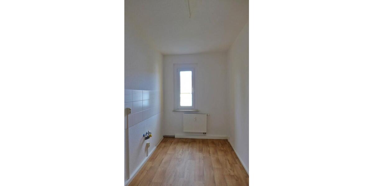 Etagenwohnung Limbach-Oberfrohna Oberfrohna - 2 Zimmer, 52 m&sup2;, 295&euro; | Angebot:25249798