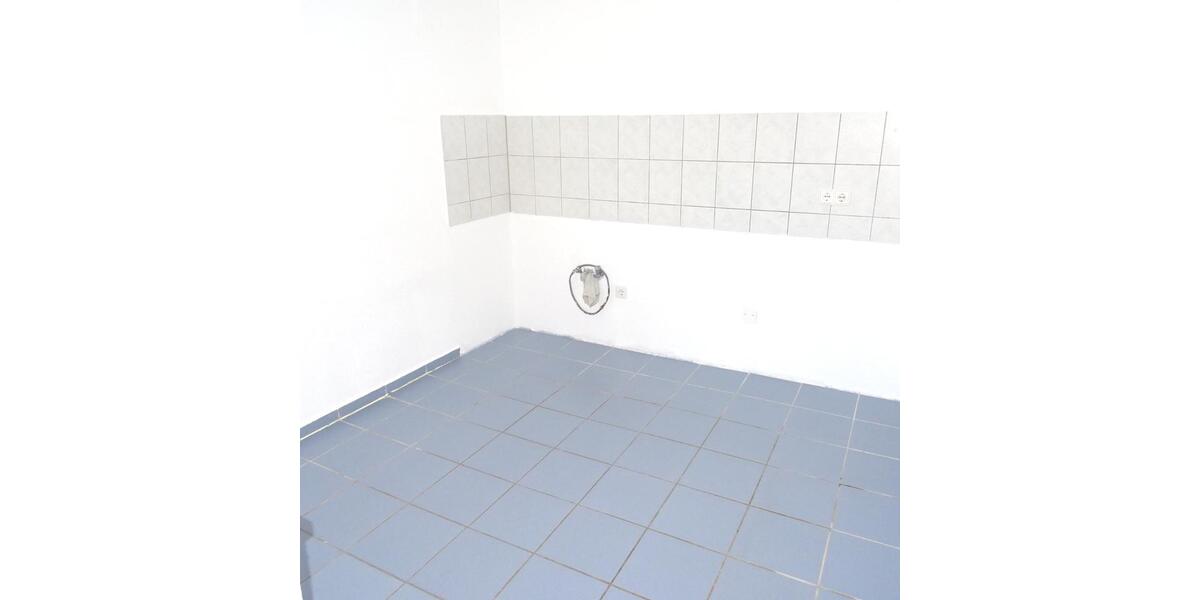 Etagenwohnung Werdau - 3 Zimmer, 70 m&sup2;, 390&euro; | Angebot:23779151