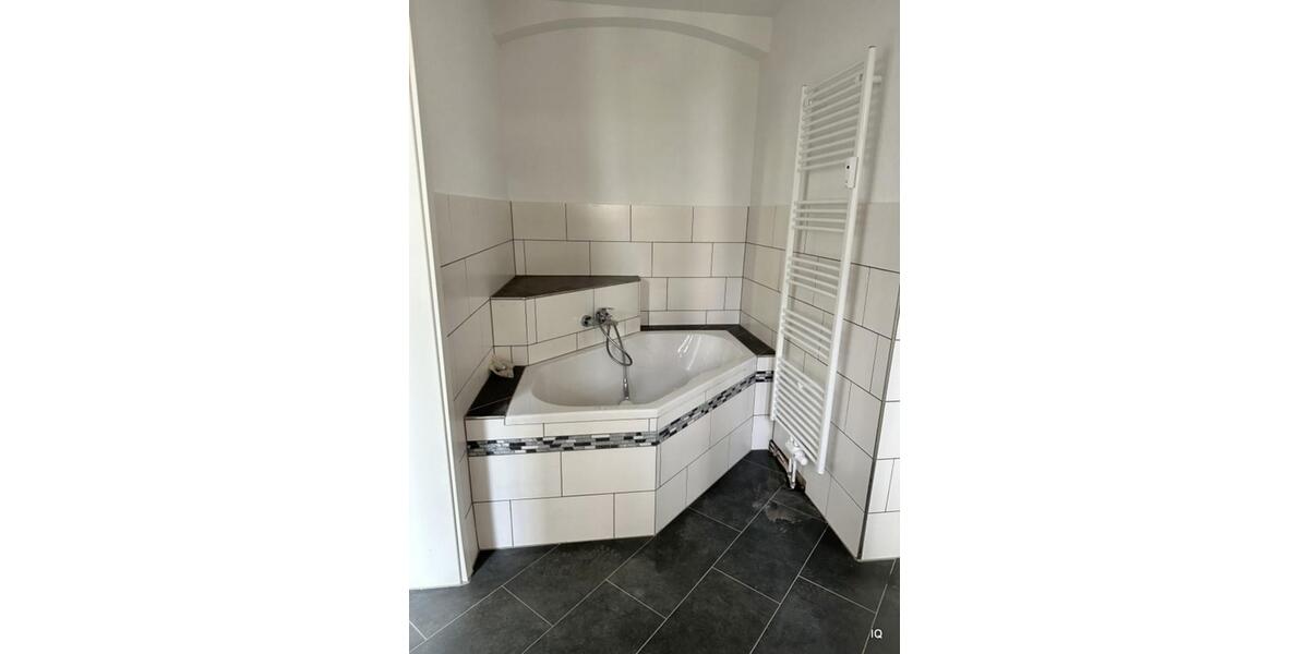 Erdgeschoßwohnung Penig - 4 Zimmer, 96 m&sup2;, 550&euro; | Angebot:25640616