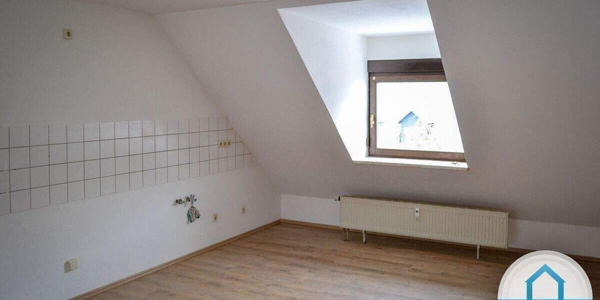Etagenwohnung Gersdorf - 2 Zimmer, 43 m&sup2;, 260&euro; | Angebot:26026633