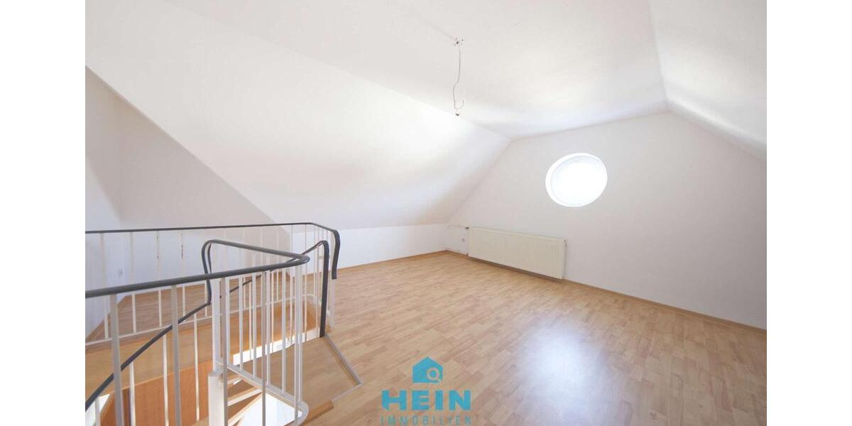 Maisonettenwohnung Aue-Bad Schlema Bad Schlema - 3 Zimmer, 70 m&sup2;, 430&euro; | Angebot:25365211