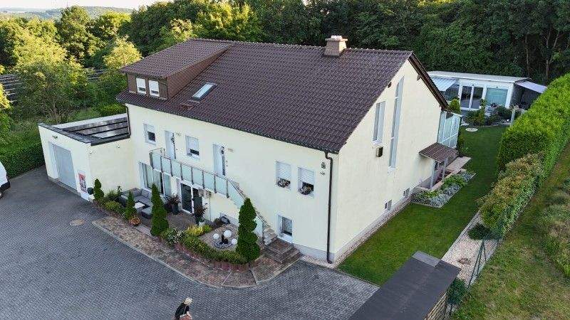Einfamilienhaus Reichenbach - 6 Zimmer, 253 m&sup2;, 699.000&euro; | Angebot:25738178
