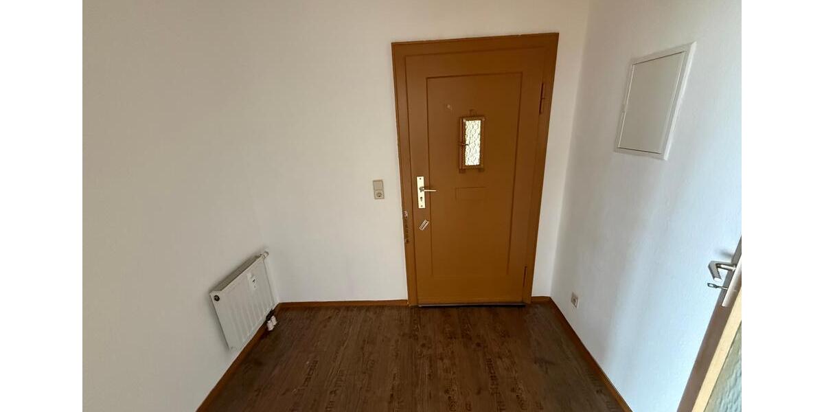 Etagenwohnung Reichenbach im Vogtland - 2 Zimmer, 49 m&sup2;, 225&euro; | Angebot:23150130