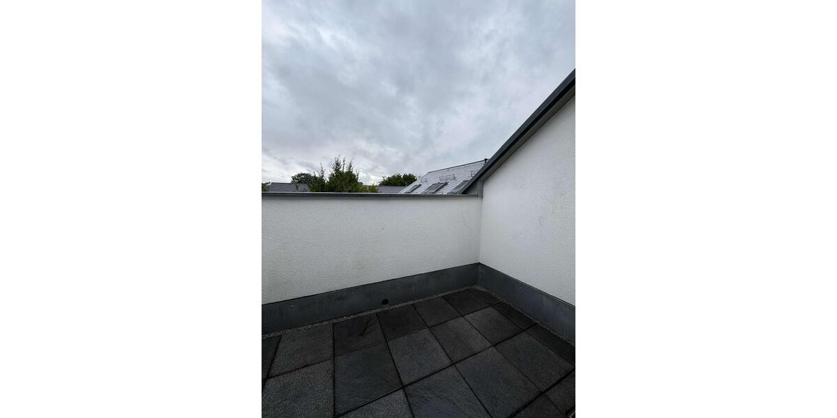 Dachgeschoßwohnung Zwickau - 3 Zimmer, 69 m&sup2;, 640&euro; | Angebot:25753391