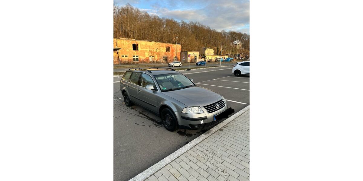 VW Passat Variant 242.100 km 1.600 &euro; Crimmitschau 08451