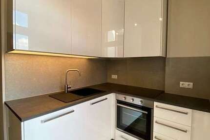 Wohnung Zwickau Innenstadt - 2 Zimmer, 65 m&sup2;, 600&euro; | Angebot:25079169