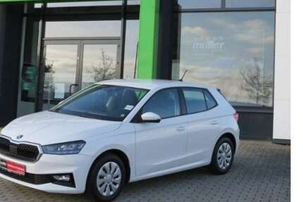 Skoda Fabia 5.939 km 16.990 &euro; Zwickau 08056