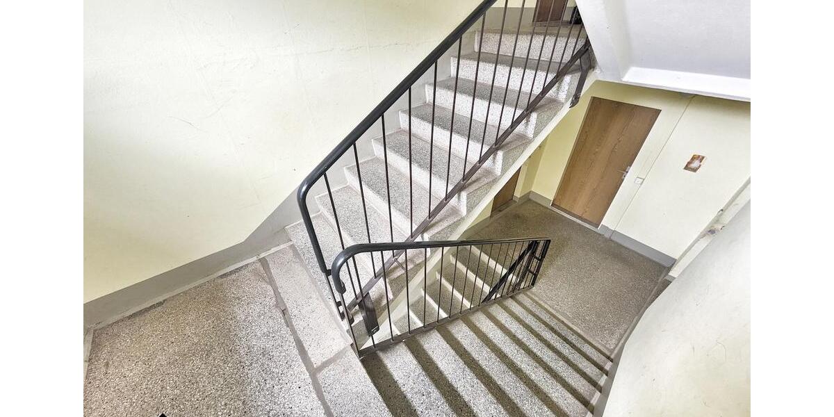 Etagenwohnung Limbach-Oberfrohna Oberfrohna - 3 Zimmer, 82 m&sup2;, 450&euro; | Angebot:25945699