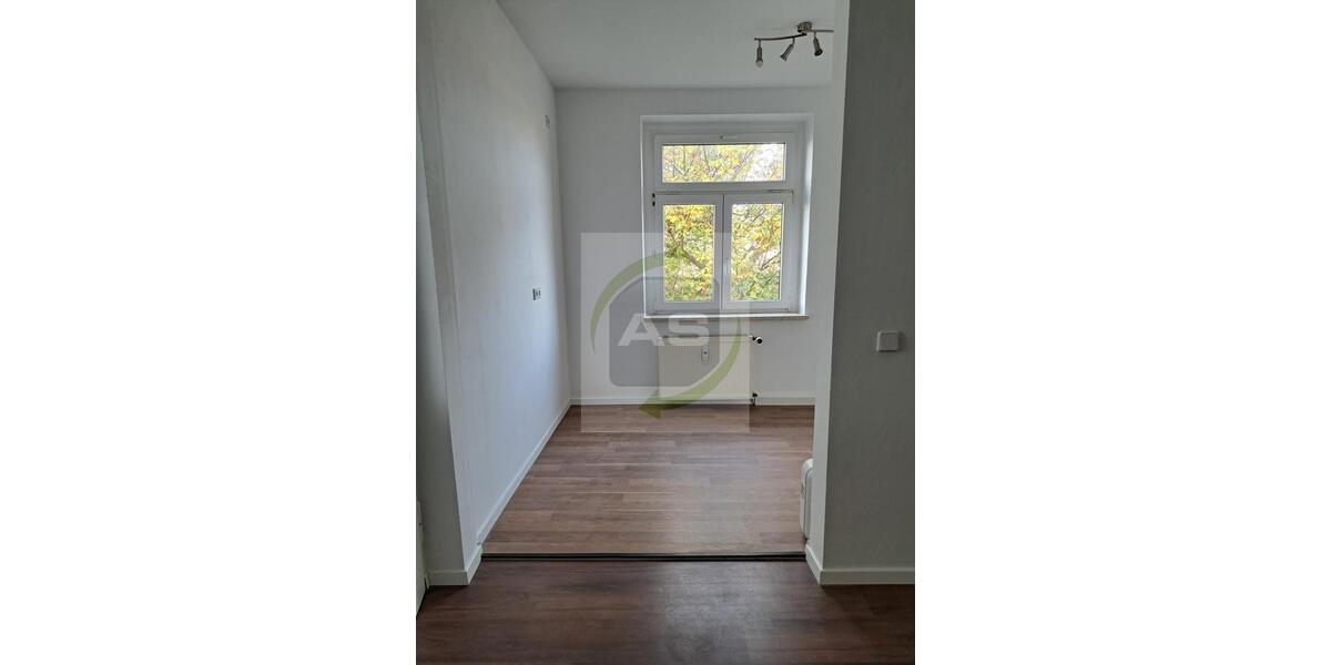 Etagenwohnung Zwickau Zwickau-Nord - 2 Zimmer, 48 m&sup2;, 270&euro; | Angebot:25851784