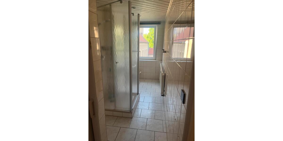 Etagenwohnung Schmölln - 3 Zimmer, 72 m&sup2;, 600&euro; | Angebot:26663871